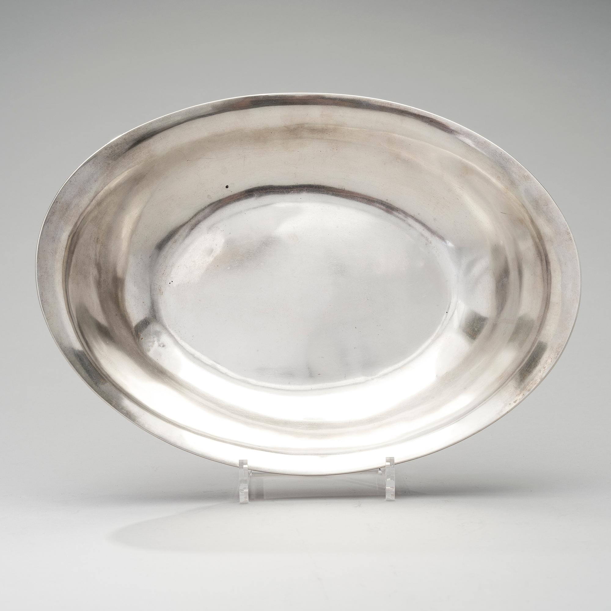 A BOWL, silver, Austria-Hungary, Wien 1821, weight 842 g.