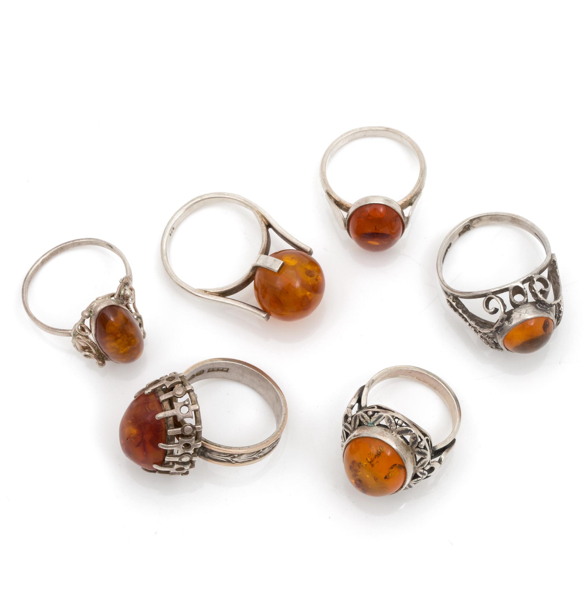 RINGAR, 6 st, bärnsten, silver.