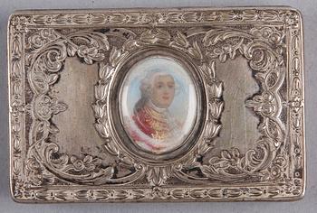 DOSA, silver, Louis XVI-stil, Frankrike, omkring 1900, senare svenska importstämplar.