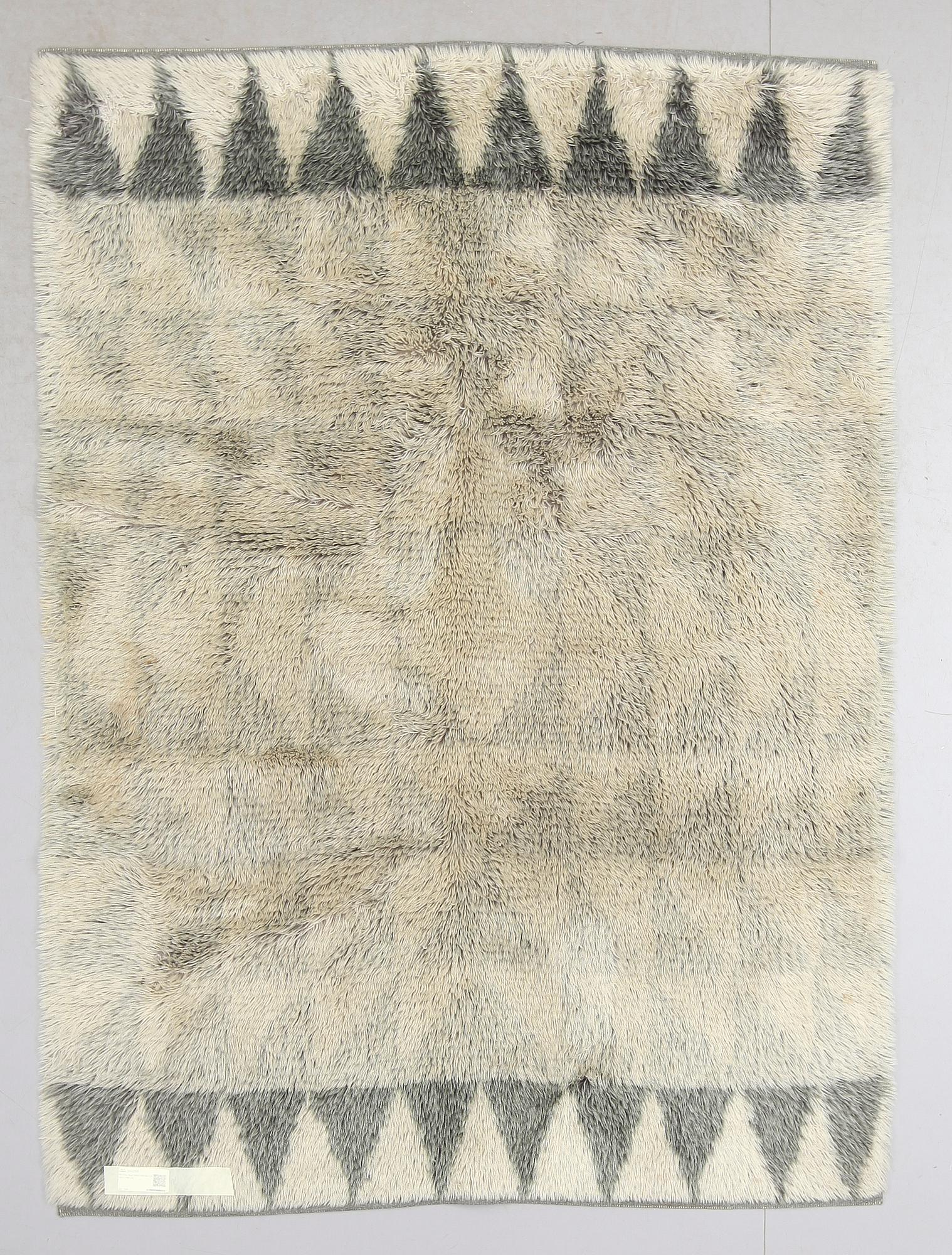 MATTA, Rya, 1950-/60-tal. Ca 203 x 148 cm.