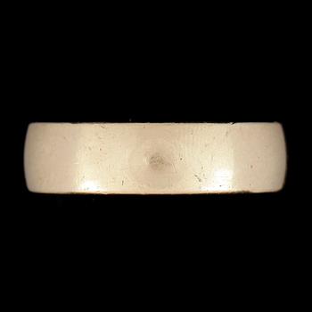 RING, slät, 18k guld. Vikt 18g.