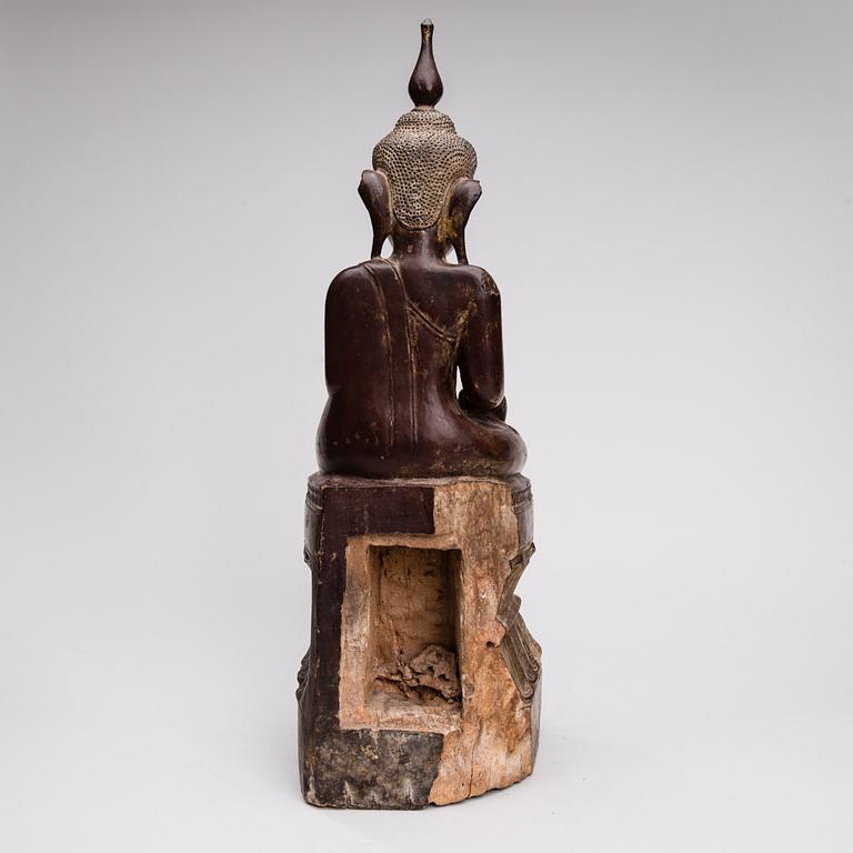 BUDDHA, trä, Burma, sekelskiftet 1800/1900.