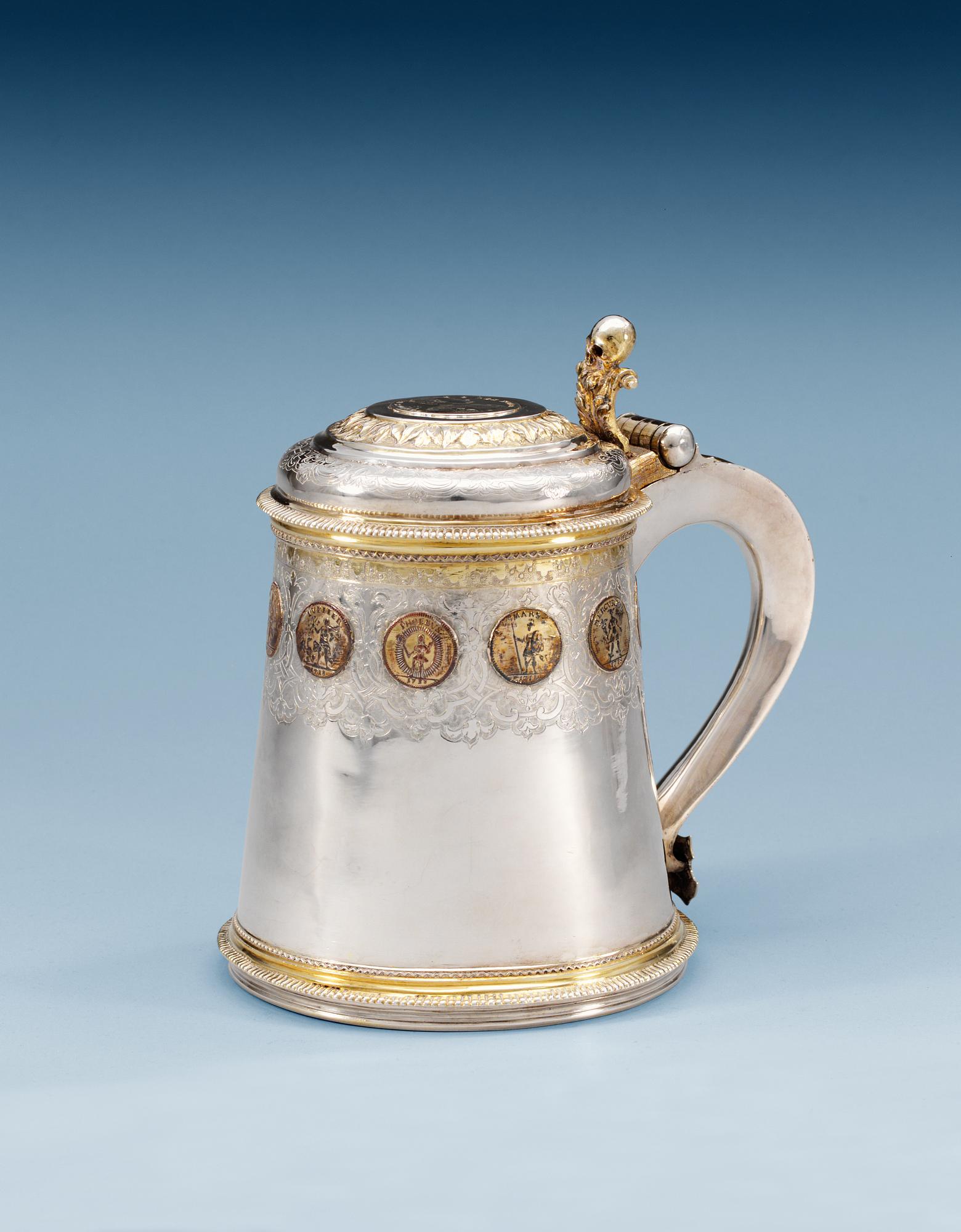 DRYCKESKANNA, av Petter Lund, Stockholm 1738. Fredrik I:s stil.