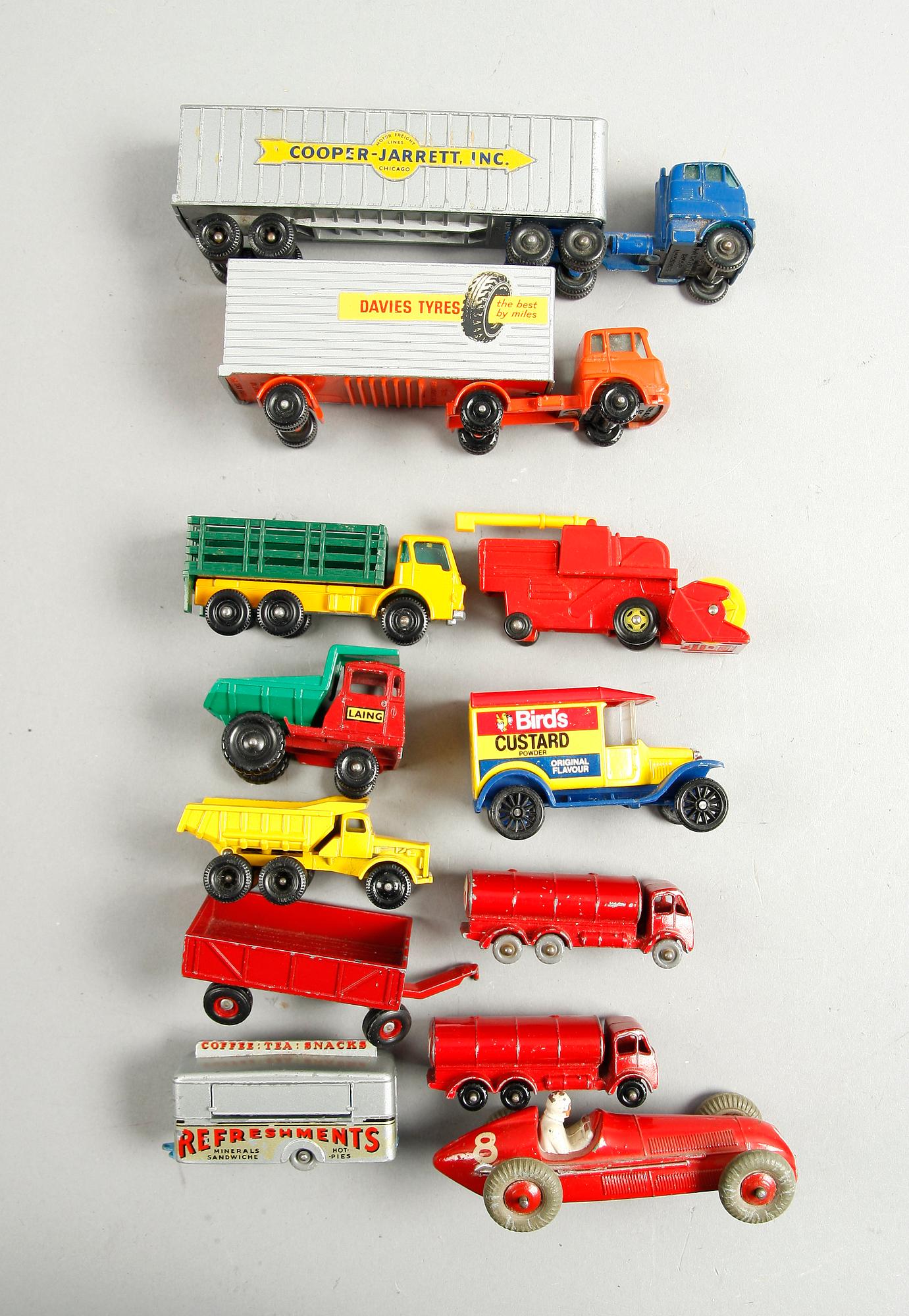 LEKSAKSBILAR, 43 st, Lesney, Matchbox, Dinky, Schuco m fl.