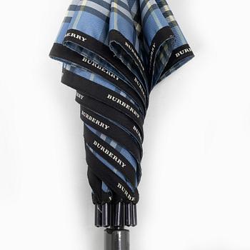 Burberry, umbrella.