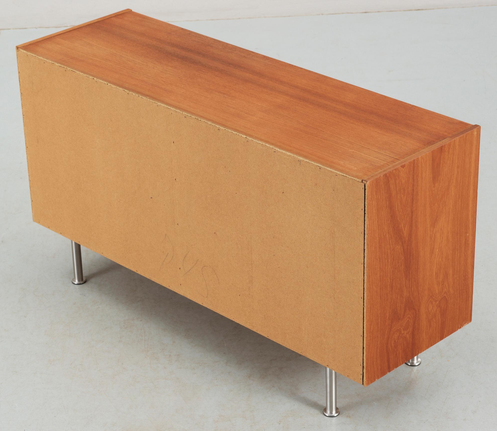 SIDEBOARD, Danmark, 1900-talets mitt.