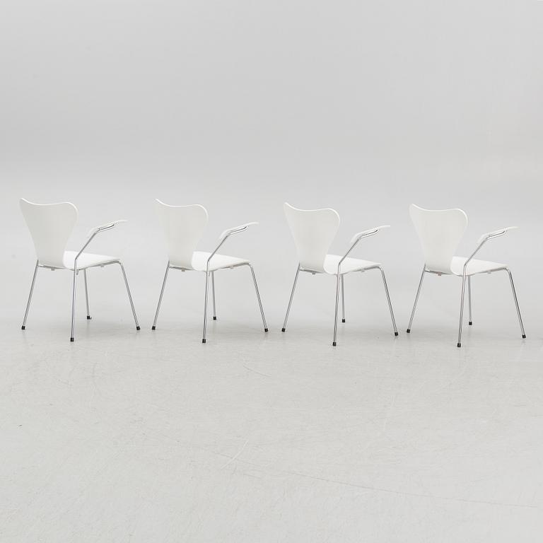 Arne Jacobsen, karmstolar 4 st, "Sjuan", Fritz Hansen, Danmark, 2002.