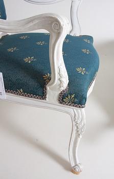 KARMSTOLAR, ett par, louis XV-stil.