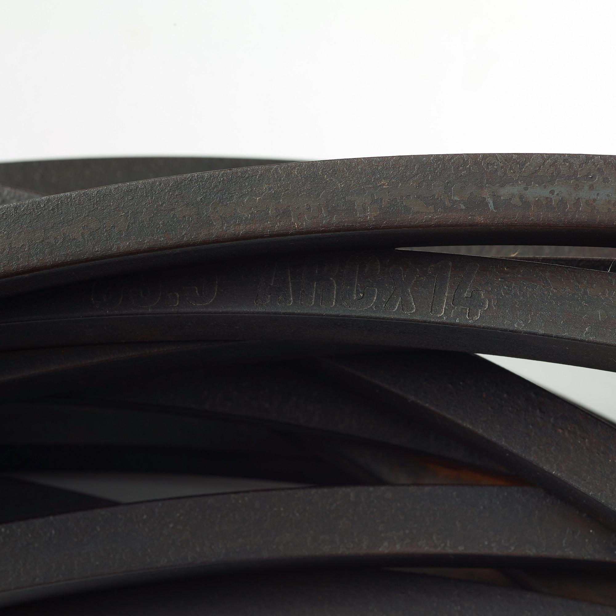 Bernar Venet, "Arcs in Disorder: 83.5 Arc x 14".