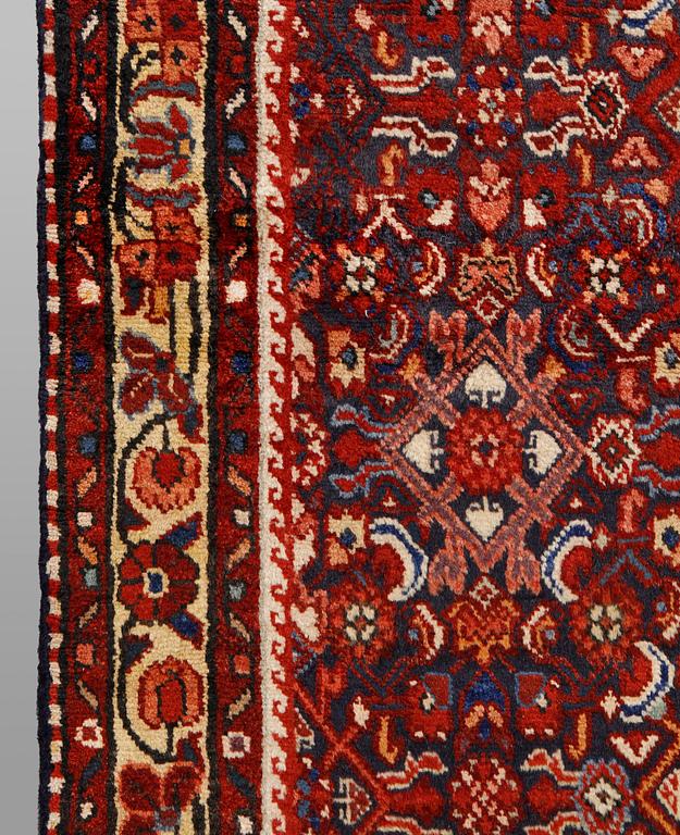 Gallerimatta, Hamadan, ca 420 x 110 cm.
