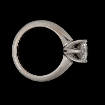 A brilliant-cut diamond, circa 1.75 cts ring. Quality circa H/VS2.