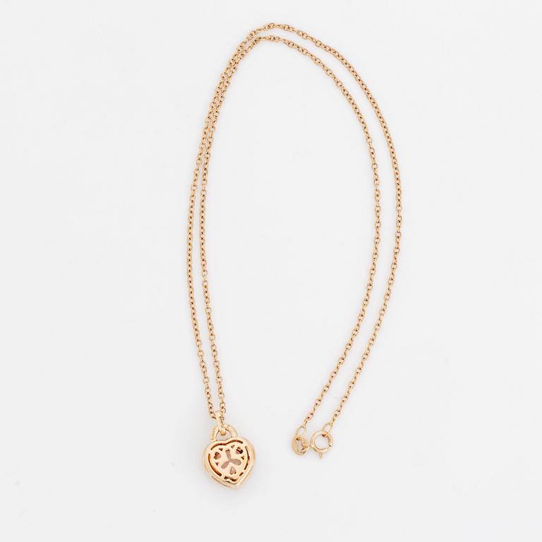 Collier med hjärtformad morganit och briljantslipade diamanter.