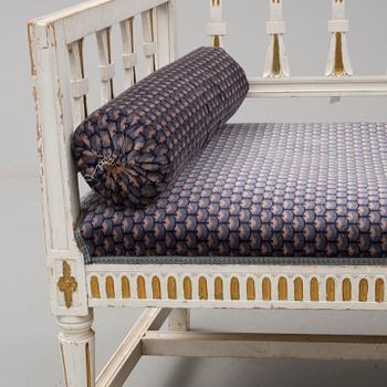 SOFFA. Gustaviansk provins, 1700-talets slut.