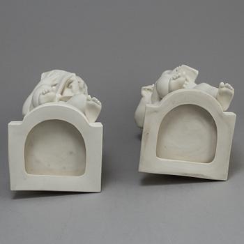 TWO PARIAN FIGURES, Gustafsberg 1911.