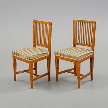 Gustaviansk · STOLAR, ett par sengustavianska, 1800-talets första hälft.