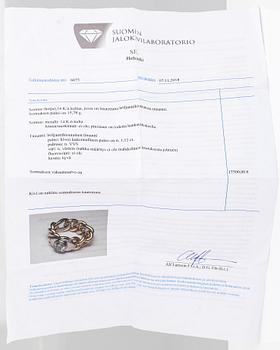 A 14K gold ring with a ca. 1.12 ct diamond. With certificate.