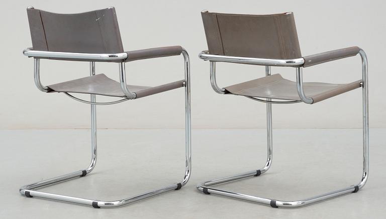 KARMSTOLAR, ett par, Bauhaus typ, 1900-talets andra hälft.
