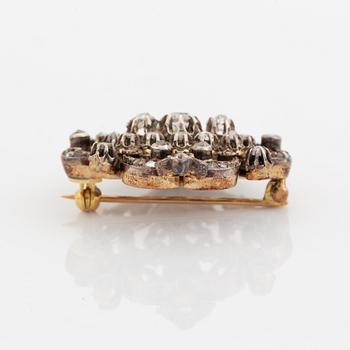 Brosch, med gammalslipade och rosenslipade diamanter.