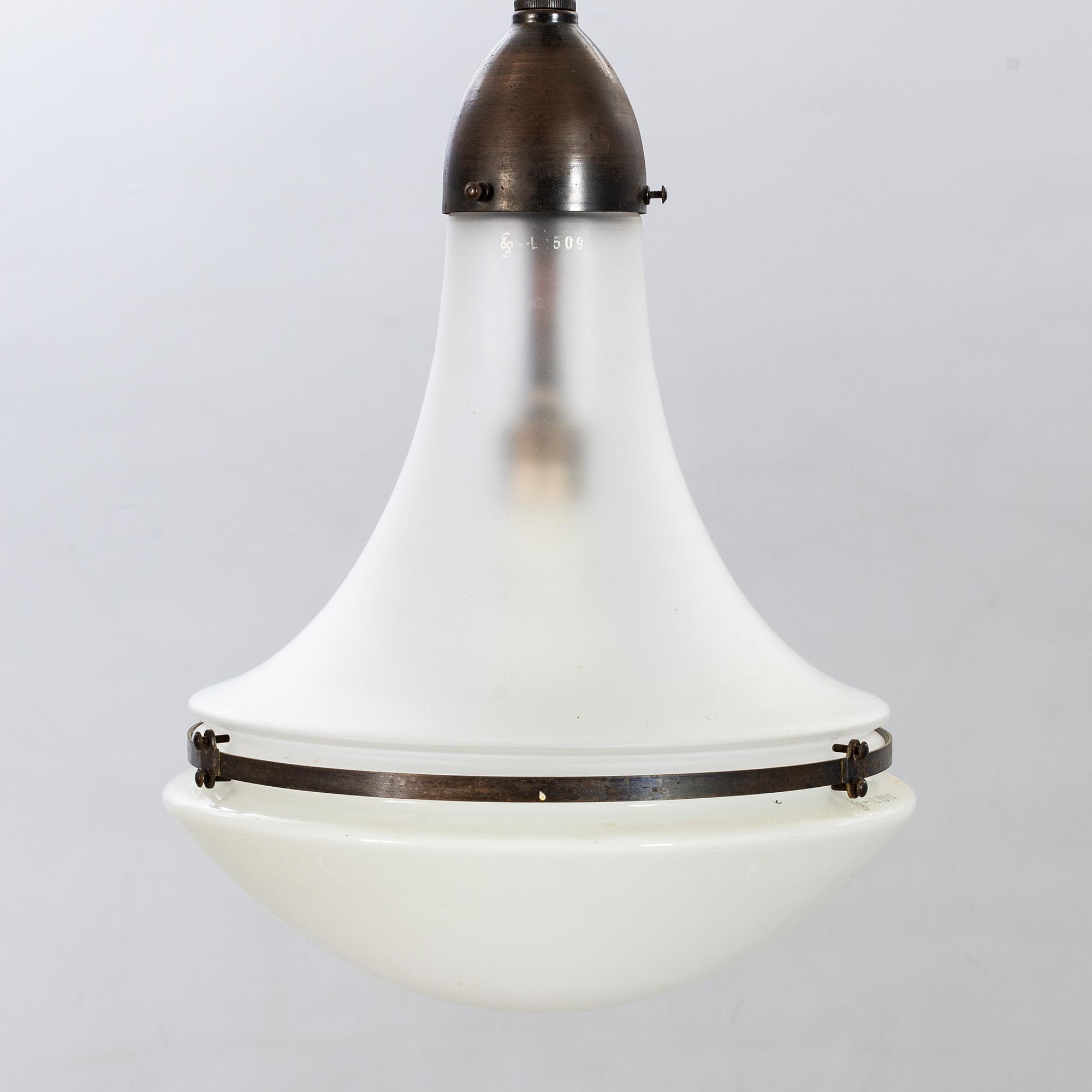 PETER BEHRENS, taklampa "Luzette", för AEG (Allgemeine Electricitäts-Gesellschaft), Tyskland.