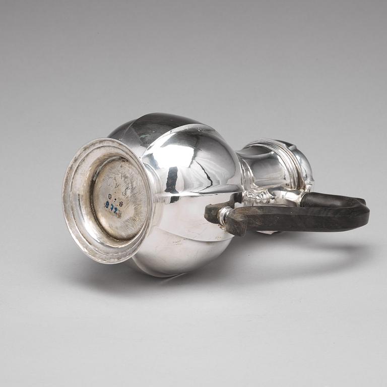 A Baltic 18th century silver coffee-pot, mark of Johann Diedrich Rehwald, Riga (1738-1781(-1793)).