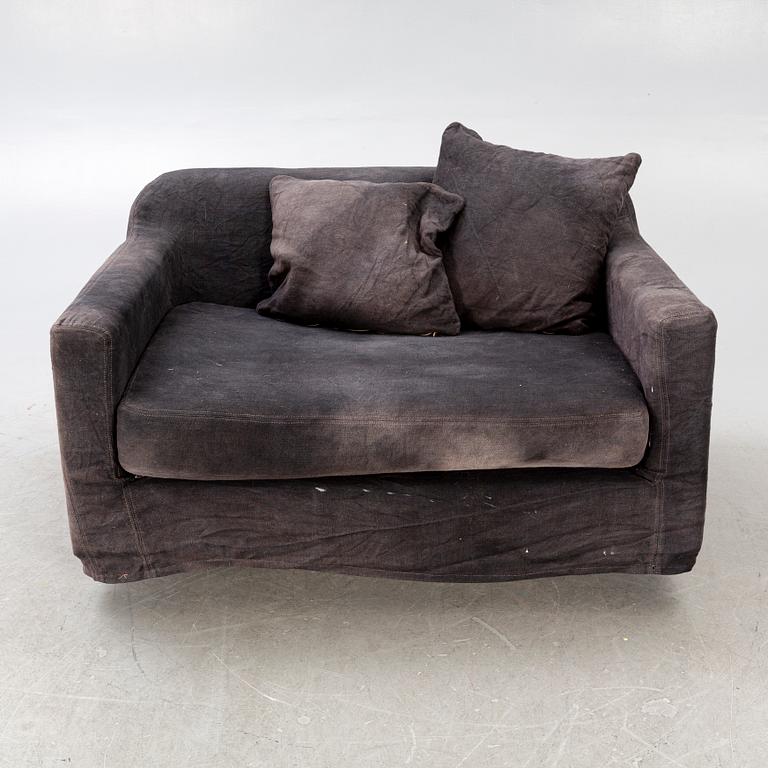 Soffa, Belleville loveseat Newlin, Artilleriet, 2000-tal.