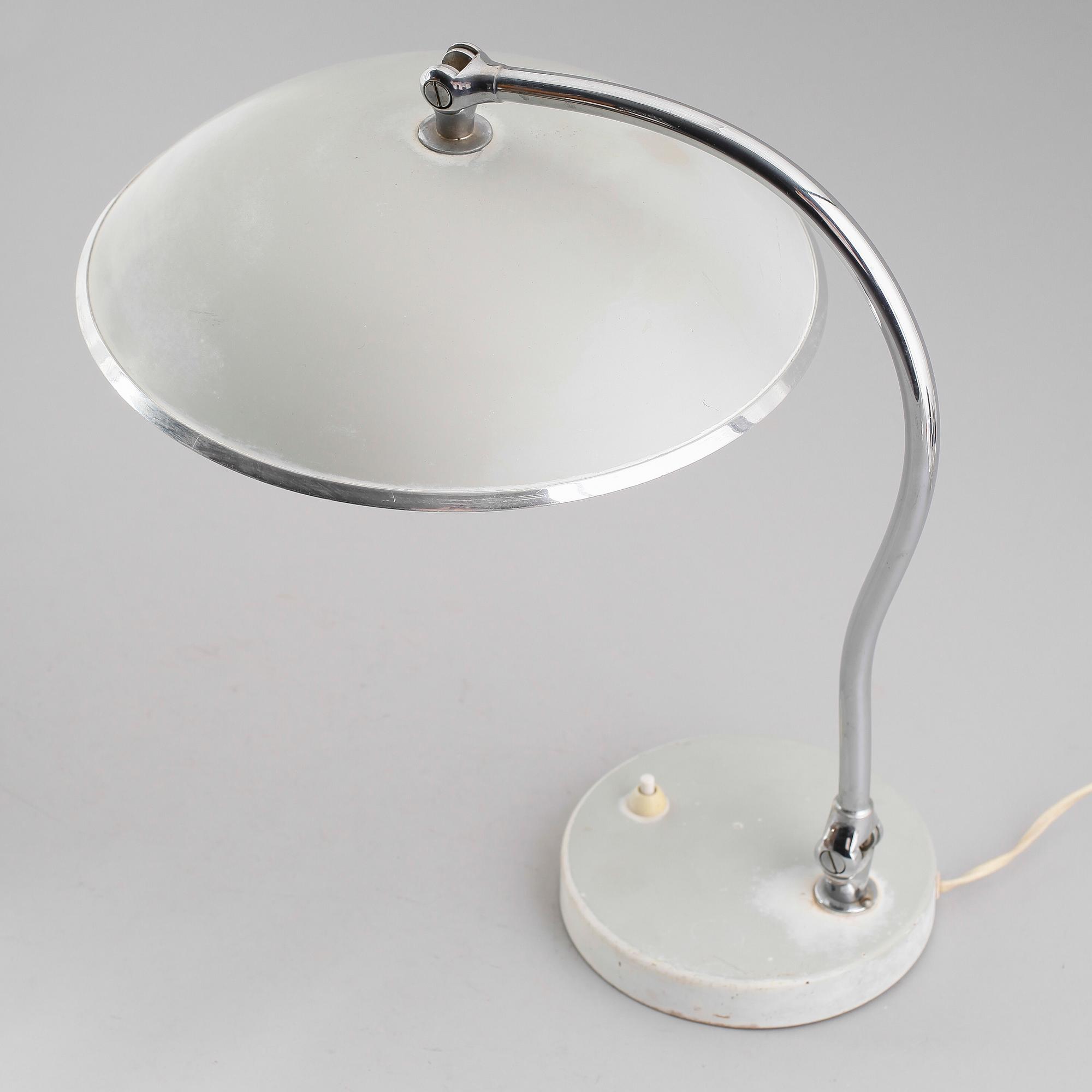 BORDSLAMPA, 1900-talets andra hälft.