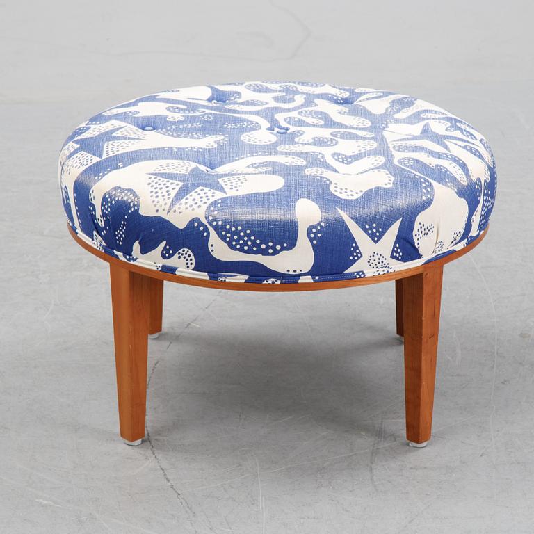Josef Frank, a model 647 ottoman, Svenskt Tenn.