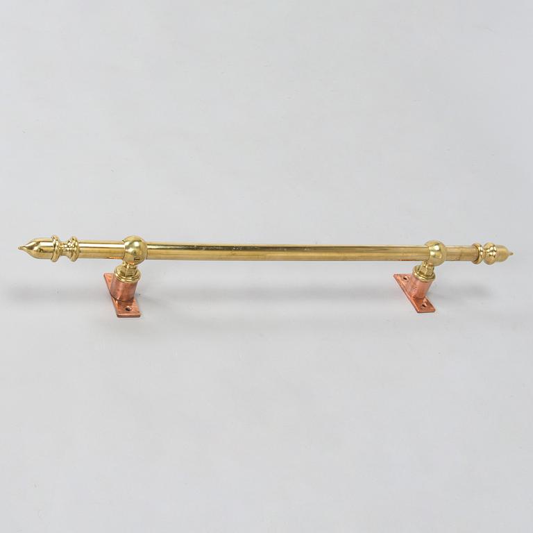 A late 20th century curtain rail / rod.