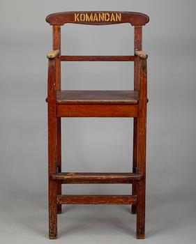 KAPTENSSTOL, märkt "Komandan", 1900-tal.