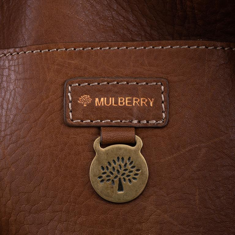 Mulberry, an oak darwin  leather 'Piccadilly' handbag.