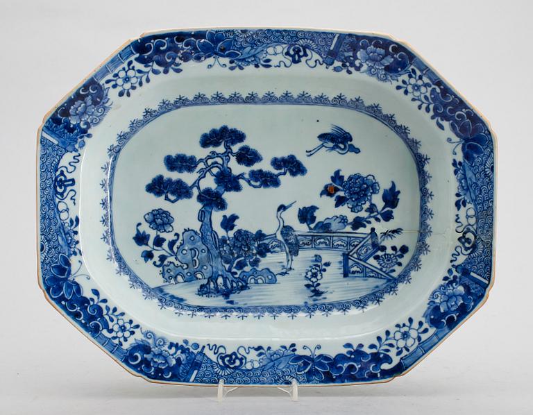 SKÅLFAT, porslin, Kina, 1700-/1800-tal.