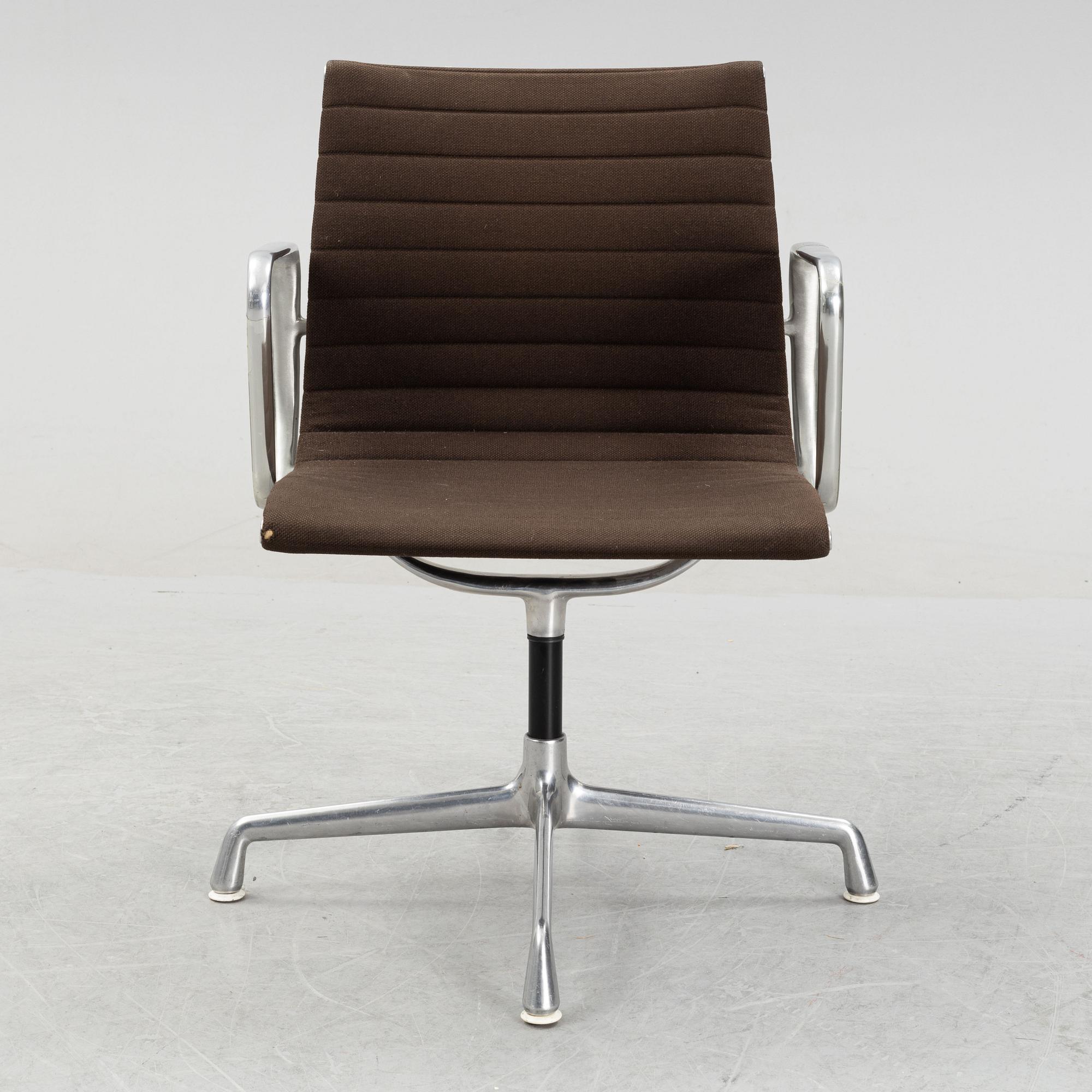 A model EA 108 swivel armchair by Charles and Ray Eames for Herman Miller, designed 1958.