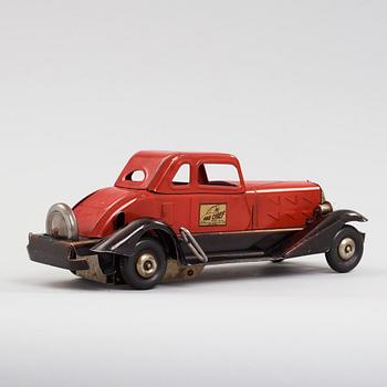 a "Fire Chief" car by The Hoge, USA ca 1940.