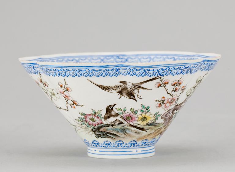 SKÅL, äggskalsporslin, Kina, 1900-tal.