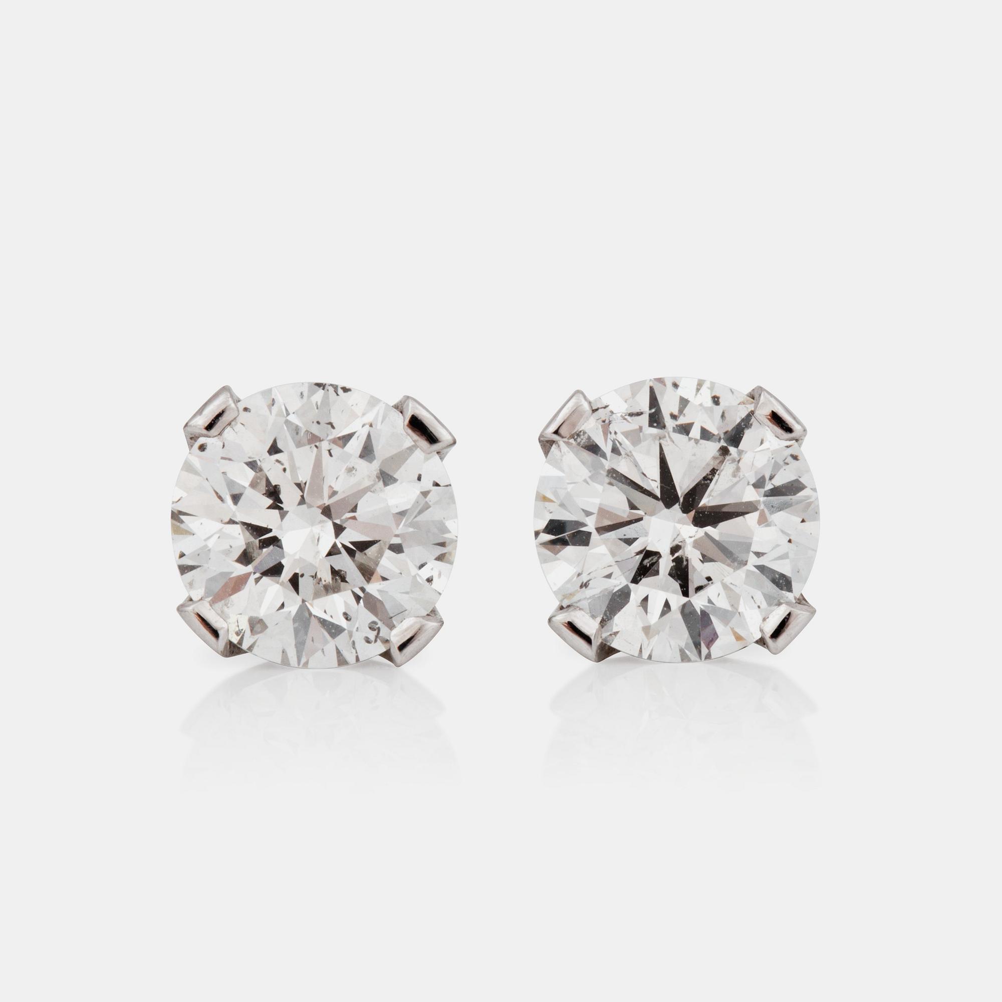 ÖRHÄNGEN med briljantslipade diamanter totalt ca 4.00 ct. Kvalitet ca F-G/SI.