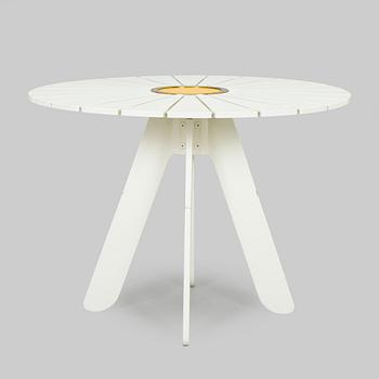 Alvar & Aino Aalto, trädgårdsmöblemang, 5 delar, "Aurinko"-serien, Artek 2000-tal.
