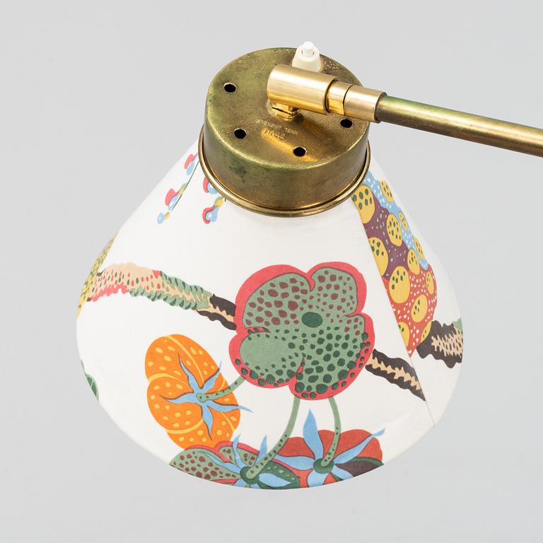 Josef Frank, golvlampa, modell 1842, Firma Svenskt tenn.
