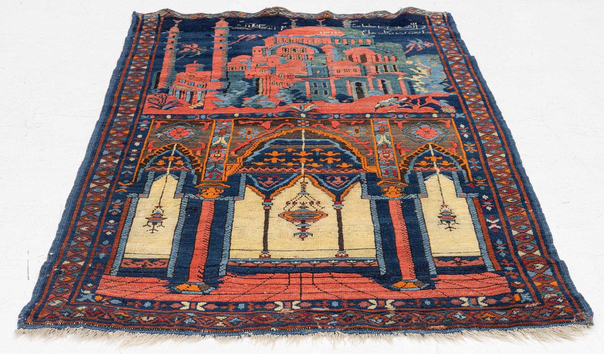 An antique Turkish carpet, c 165 x 94 cm.