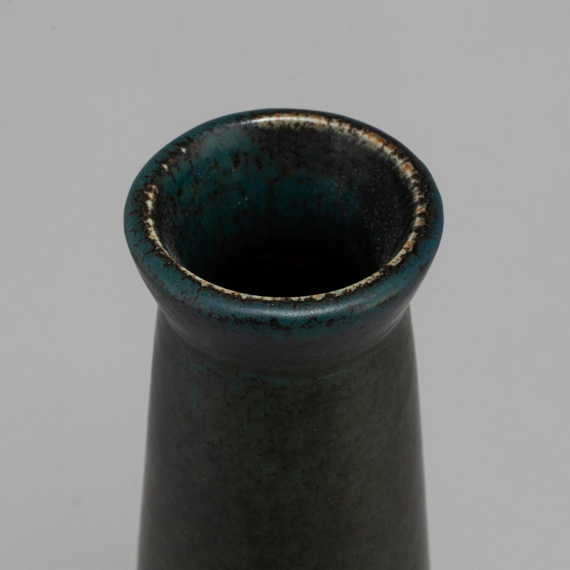 CARL-HARRY STÅLHANE, a unique stoneware vase, Rörstrand 1961.