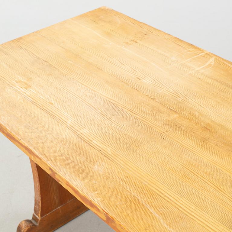 A "Lovö"-dining table for Nordiska Kompaniet,  first half of the 20th century.