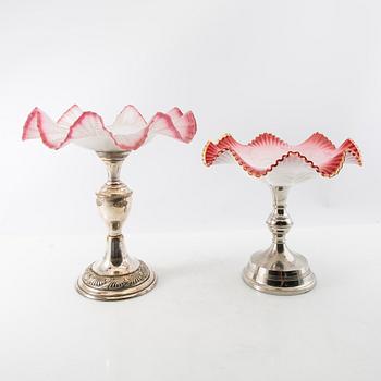 Two essay bowls around 1900, silver plate and glass.