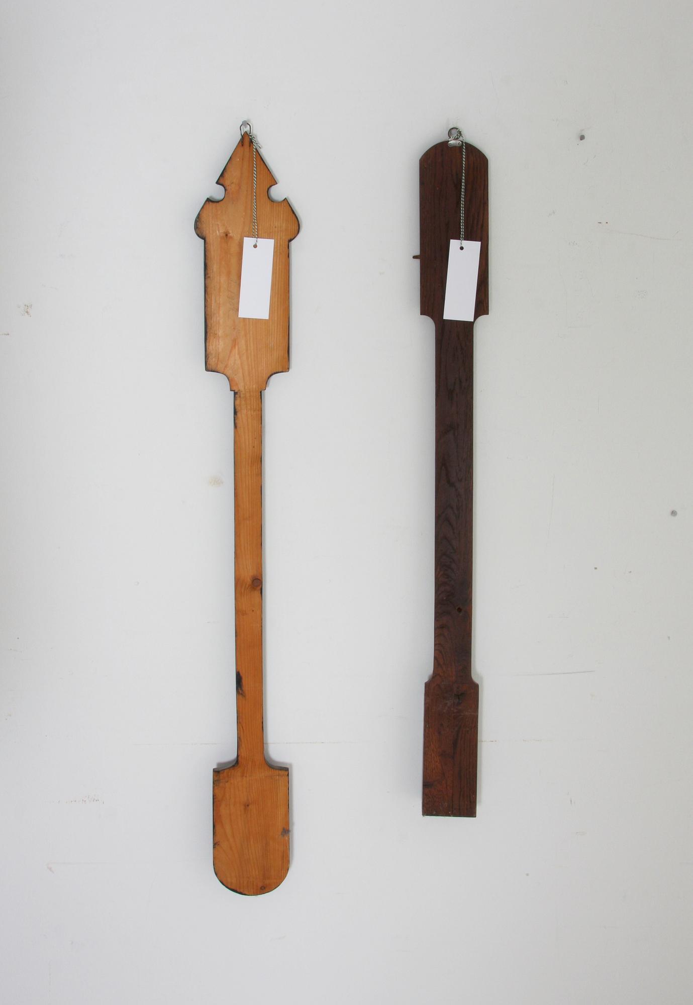 BAROMETRAR, 2 st, jugend, 1900-talets första hälft.