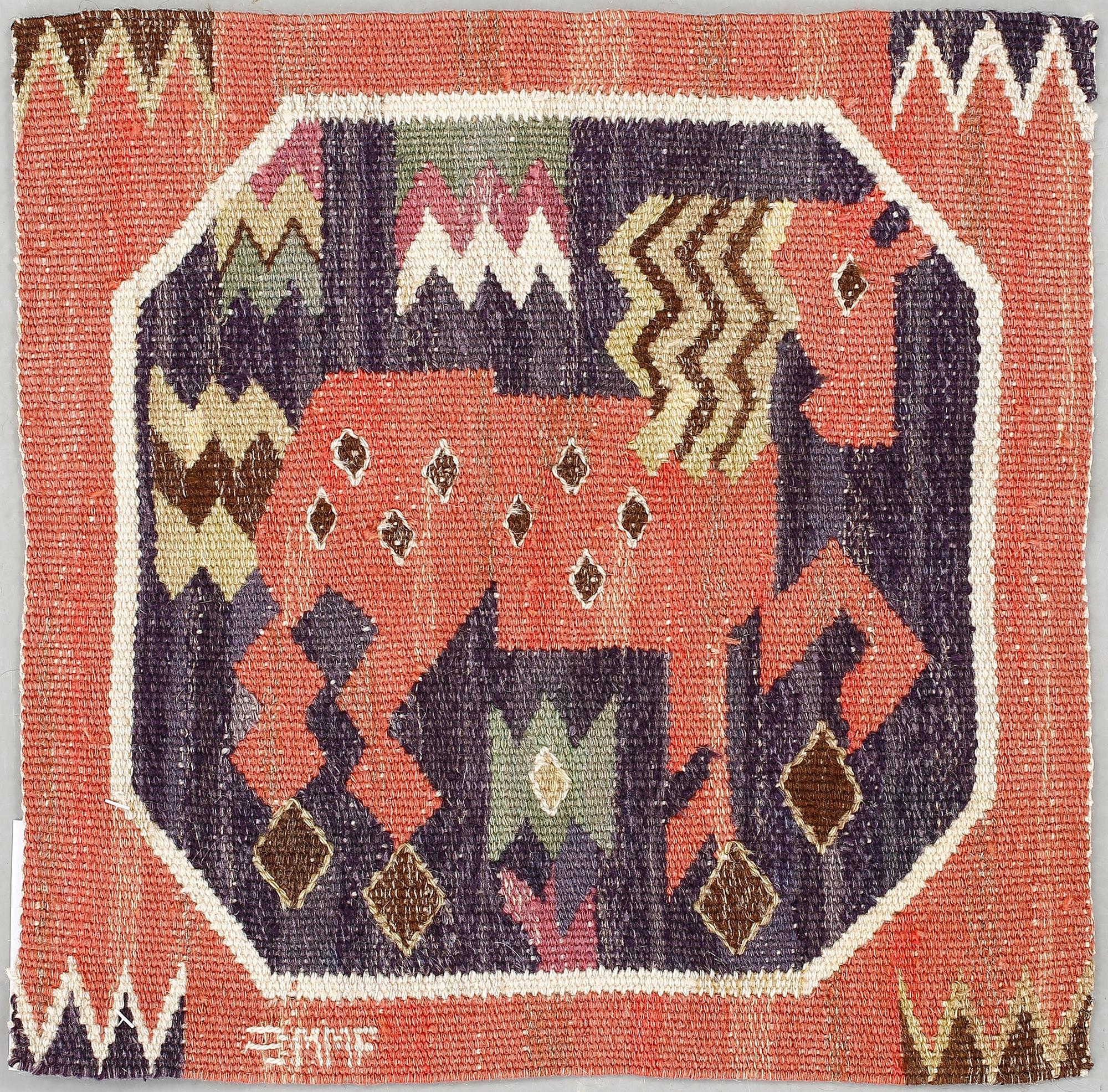 VÄVNAD, "Röd häst, Hingsten", Märta Måås-Fjetterström, signerad AB MMF, vävd efter 1941.