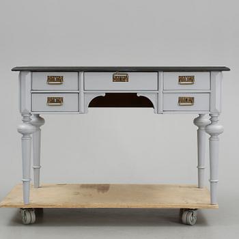 SKRIVBORD, nyrenässans, 1800-talets slut.