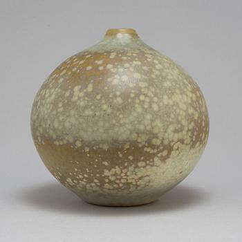 CARL-HARRY STÅLHANE, a unique stoneware vase, signed and dated Rörstrand 1947.