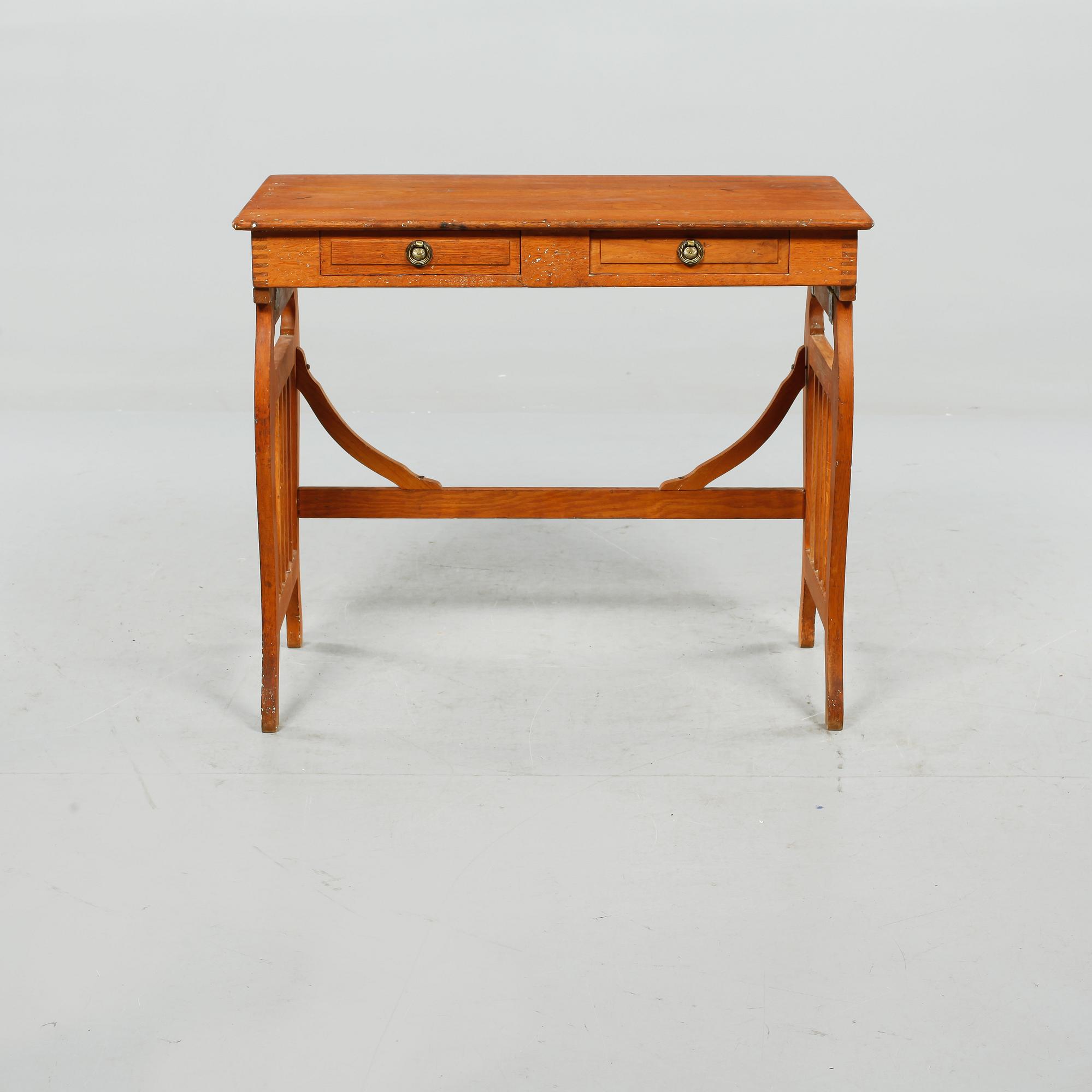 SKRIVBORD, 1900-talets början.