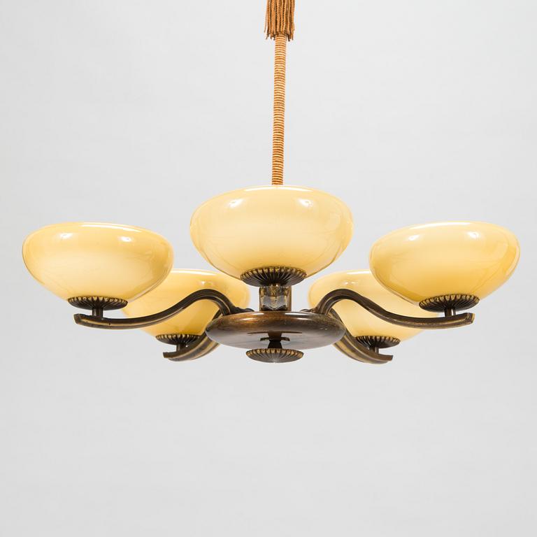 Paavo Tynell, a 1930's '1260/5 chandelier for Taito.