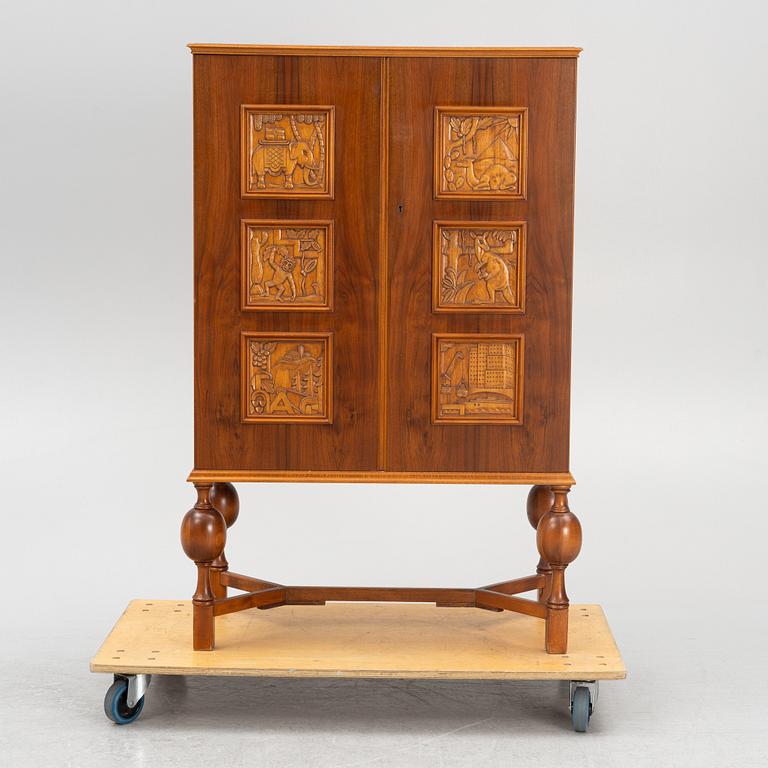A Swedish 1950s Cabinet by Eugen Höglund bildhuggarverkstad, Vetlanda.