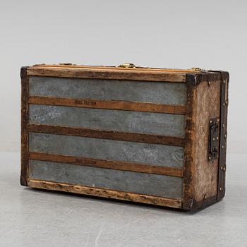 Louis Vuitton, a vintage steamer trunk, late 19th Century.