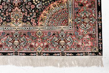 Carpet, Oriental silk, approx. 184 x 125 cm.